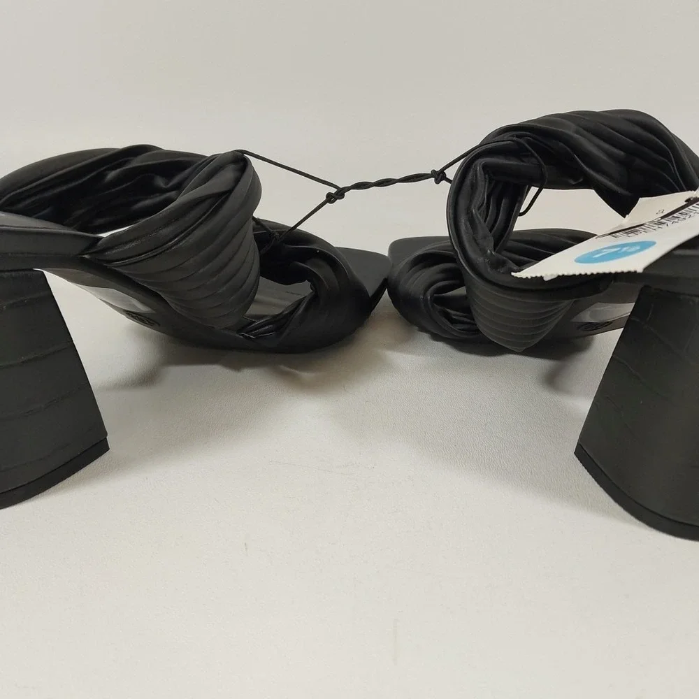 NEW A New‎ Day Women Mule Heels Slide Open Toe Sandals Black Size 7.5 Jessa